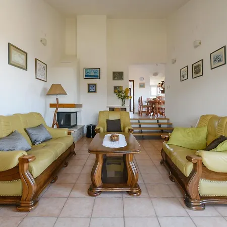 Apartment Noli Rakalj