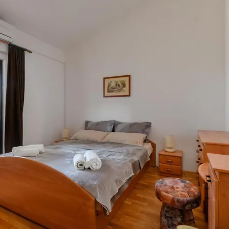 Apartment Noli *